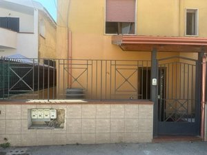3 rooms House in Castel Volturno, Italy No. 238184