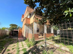 6 rooms Villa in Ardea, Italy No. 238232