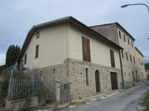 15 rooms House in Cingoli, Italy No. 238547