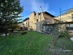 4 rooms House in Ponte Lambro, Italy No. 242005 - Image 2