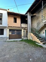 4 rooms House in Ponte Lambro, Italy No. 242005 - Image 11