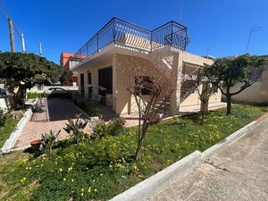 6 rooms Villa in Syracuse, Italy No. 247166