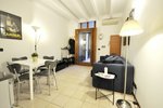 1 bedroom Apartment in Milan, Italy No. 247362 - apartment in Italy