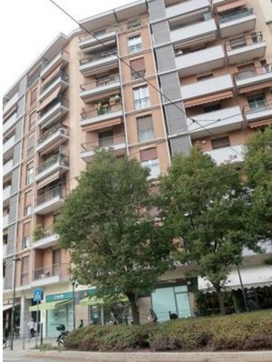 27m² Commercial property in Milan, Italy No. 248209