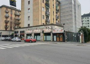 300m² Commercial property in Milan, Italy No. 248236