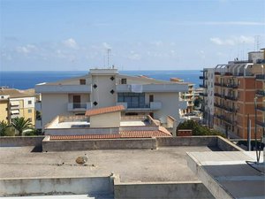 3 bedrooms Apartment in Syracuse, Italy No. 250264