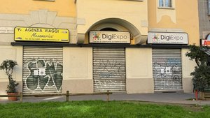 141m² Office in Milan, Italy No. 250295