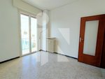 5 rooms Apartment in Mantua, Italy No. 250379 - Image 7