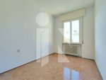 5 rooms Apartment in Mantua, Italy No. 250379 - Image 8
