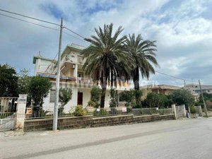 3 bedrooms Apartment in Syracuse, Italy No. 250586