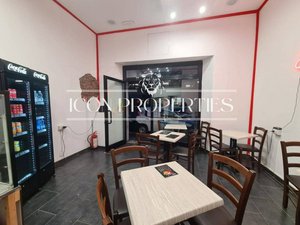 2 rooms Commercial property in Milan, Italy No. 250627