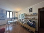 2 bedrooms Apartment in Mantua, Italy No. 250761 - apartment in Italy