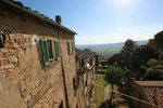 2 bedrooms Apartment in Volterra, Italy No. 261 - Image 2