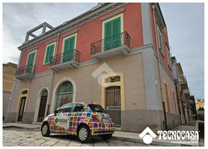 4 bedrooms House in Torremaggiore, Italy No. 31765