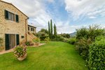 3 bedrooms House in Cortona, Italy No. 392 - Image 5