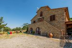 4 bedrooms House in Volterra, Italy No. 400 - Image 2