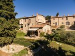 2 bedrooms Apartment in San Gimignano, Italy No. 403 - Image 3