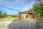 2 bedrooms House in Montaione, Italy No. 416 - Image 4