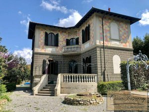 3 bedrooms Villa in Collesalvetti, Italy No. 421