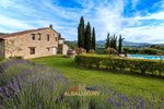 4 bedrooms Villa in Arezzo, Italy No. 434 - Image 8