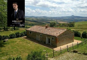 8 bedrooms Villa in Pienza, Italy No. 471