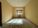 3 rooms Apartment in Cosenza, Italy No. 4770 - Image 8