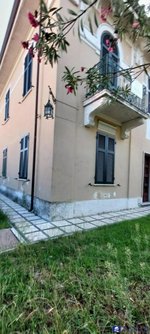 4 bedrooms House in Carrara, Italy No. 48098 - Image 6