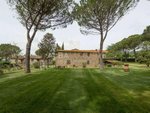 15 bedrooms Villa in Tuoro sul Trasimeno, Italy No. 485 - Image 4