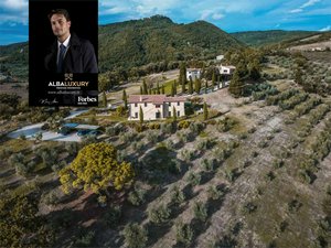 13 bedrooms Villa in Sarteano, Italy No. 494