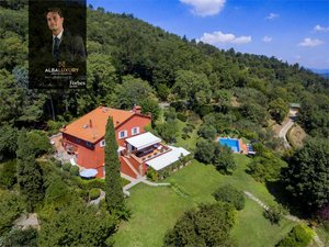 5 bedrooms Villa in Rignano sull'Arno, Italy No. 512
