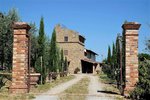 4 bedrooms House in Cortona, Italy No. 565 - Image 6