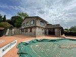 5 bedrooms Villa in Tuoro sul Trasimeno, Italy No. 89473 - Image 9