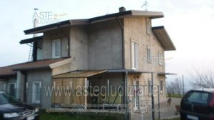 8 rooms Apartment in Bella, Italy No. 94048