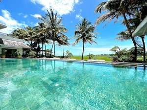 4 bedrooms Villa in Flacq, Mauritius No. 212