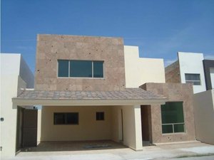 3 bedrooms House in Playa Vicente, Mexico No. 153337