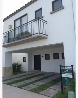 3 bedrooms House in Playa Vicente, Mexico No. 176093