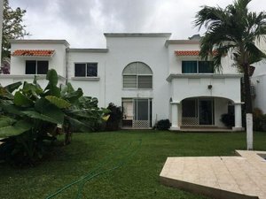 4 bedrooms House in Mexico No. 185077