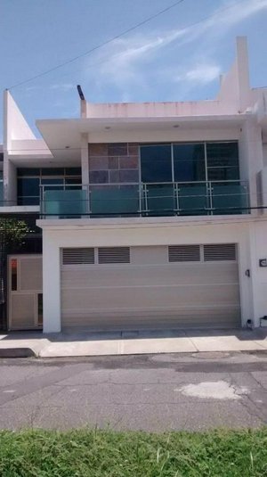 3 bedrooms House in Veracruz, Mexico No. 214998