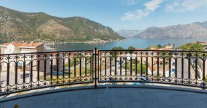 6 bedrooms Villa in Kotor, Montenegro No. 229