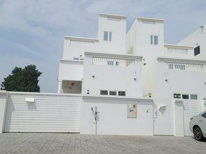 5 bedrooms Villa in Muscat, Oman No. 1035