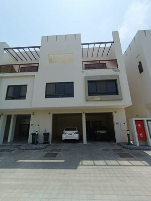 5 bedrooms Villa in As Sib, Oman No. 1238