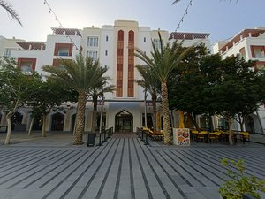 3 bedrooms Apartment in Muscat, Oman No. 1282