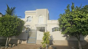 4 bedrooms Villa in Muscat, Oman No. 136