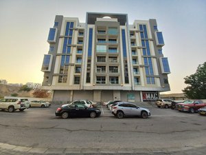 3 bedrooms Apartment in Muscat, Oman No. 1401
