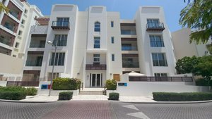 2 bedrooms Apartment in Muscat, Oman No. 1492