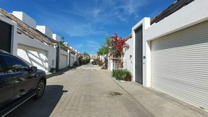 4 bedrooms Duplex in Muscat, Oman No. 273