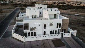5 bedrooms Villa in Bawshar, Oman No. 303