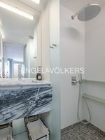 Studio in Lisbon, Portugal No. 136223 - Image 8