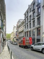 Studio in Lisbon, Portugal No. 136223 - Image 12