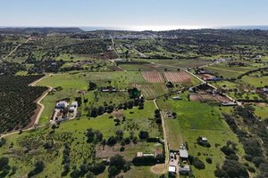 2 bedrooms Land in Luz, Portugal No. 149709